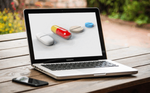 Farmacia online: i vantaggi nell’acquisto dei farmaci online