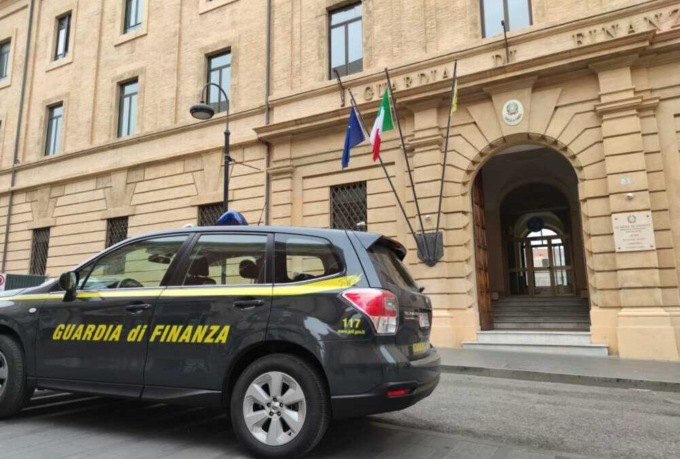 CIVITAVECCHIA: ESTORSIONE, UN ARRESTO