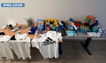 LADISPOLI: SVALIGIAVANO I SUPERMERCATI, CINQUE ARRESTATI
