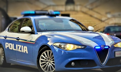 ANZIO: NON SI FERMA ALL'ALT E AGGREDISCE GLI AGENTI, ARRESTATO