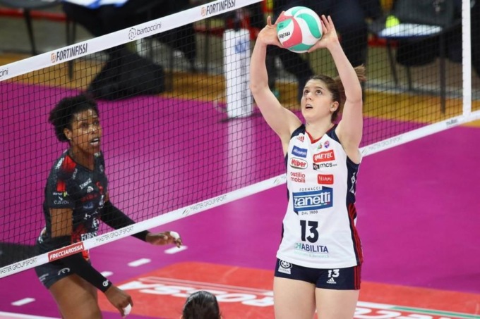 PALLAOLO FEMMINIILE: ROMA, ARRIVANO SALAS E MIRKOVIC