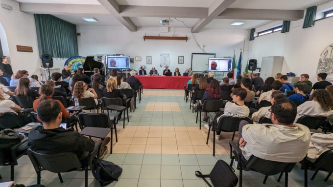 FONDI: AGONE DI TRADUZIONE DAL GRECO, VINCE AURORA SIMEONE