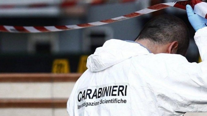 CARPINETO ROMANO: LA INVITA A CENA E TENTA DI UCCIDERLA, ARRESTATO