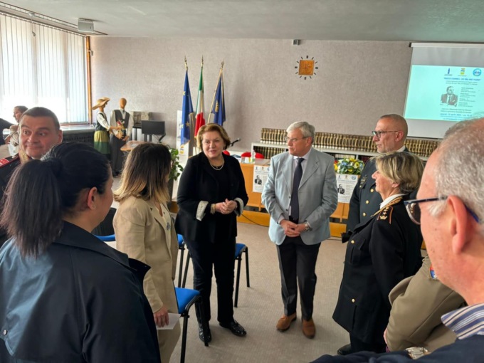 SABAUDIA: CATERINA CHINNICI INCONTRA GLI STUDENTI