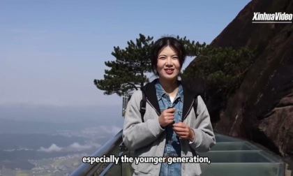 Cina: montagna di Wugong attira giovani, amanti di vita all’aria aperta