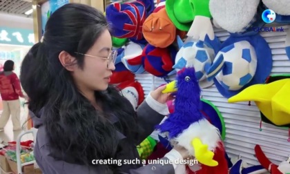 Cina: “supermercato del mondo” di Yiwu brulica di ordini per Olimpiadi Parigi