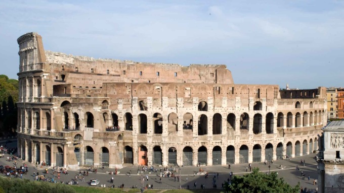 ROMA: RISSA A COLPI DI BASTONE, 4 DENUNCE