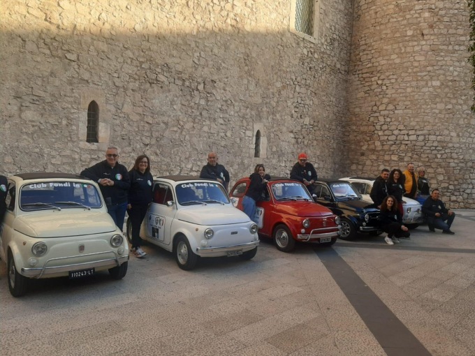 MOTORI: “CLUB FONDI IN 500”, TOUR IN SICILIA