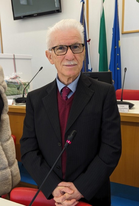 FONDI: SOSPESI I LAVORI STAZIONE PER TELEFONIA CELLULARE