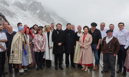 Francia: Xi incontra Macron nel dipartimento degli Alti Pirenei (1)