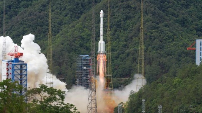 Cina: lancia nuovo satellite