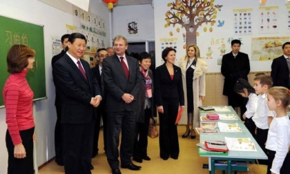 Cina-Ungheria: Xi e i piccoli ambasciatori dell’amicizia tra i due Paesi