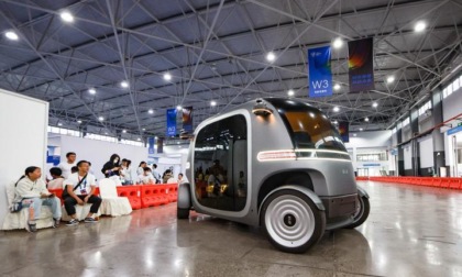 Minibus senza conducente prodotti in Cina circoleranno a Torino, in Italia
