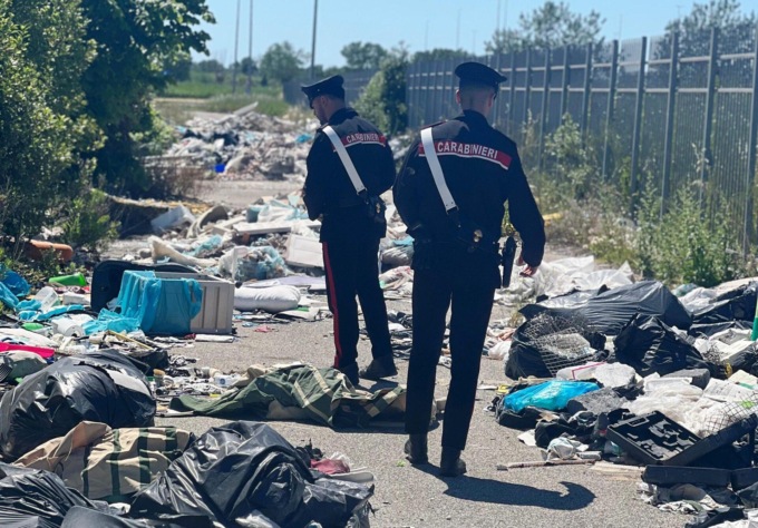 ROMA/LATINA/FROSINONE: STOCCAGGIO DI RIFIUTI ILLECITI, DENUNCE E SEQUESTRI