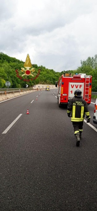 PONZANO ROMANO: SCONTRO TRA TIR SULL’A1, DUE FERITI GRAVI