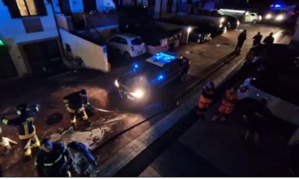 LATINA: AUTO A FUOCO, PALAZZINA EVACUATA