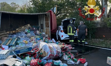 ARDEA: SCONTRO TRA UN CAMION E DUE AUTO, UN FERITO GRAVE