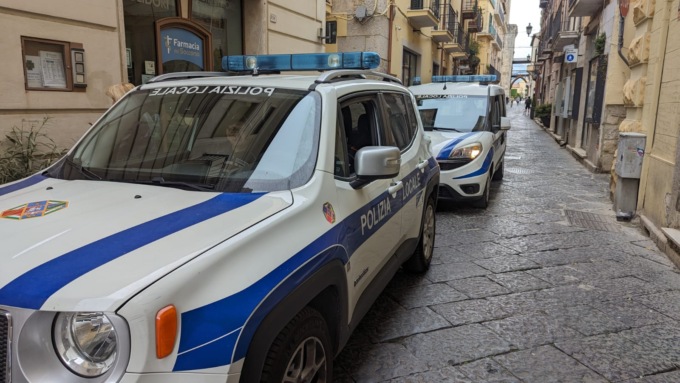 FONDI: CONTROLLI FORZE DELL’ORDINE, INTERVIENE IL SINDACO