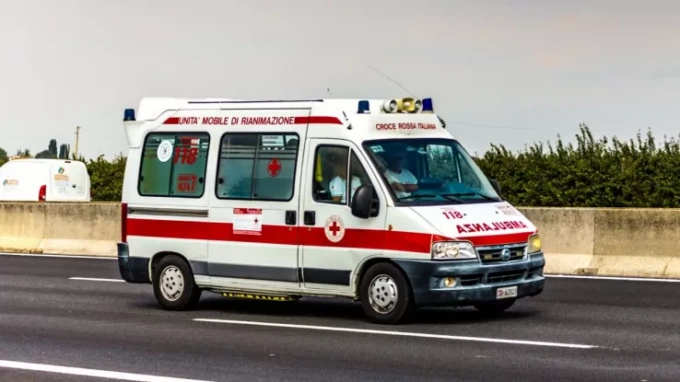 ROMA: SCHIANTO MORTALE SUL GRA, PERDE LA VITA UN CENTAURO
