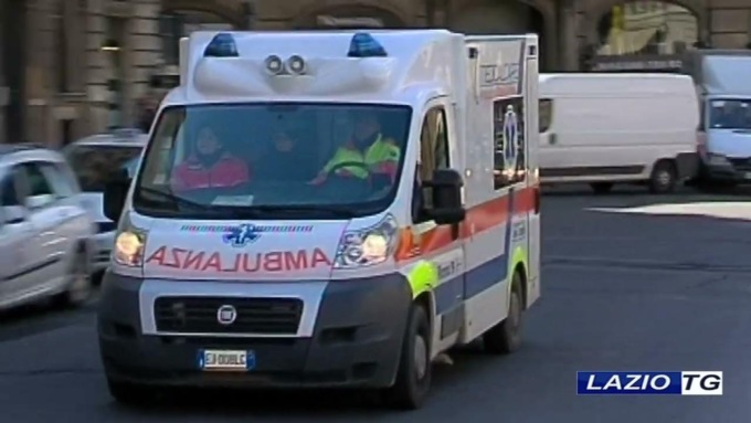 ROMA: INVESTE UNA DONNA E SCAPPA, RINTRACCIATA E DENUNCIATA