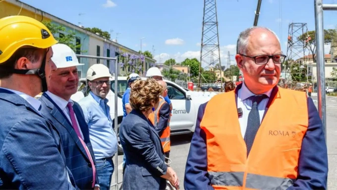 ROMA: TRULLO, AL VIA LA DEMOLIZIONE DEI TRALICCI