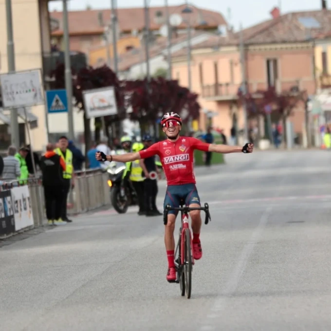 CICLISMO JUNIORES: OTTIME PROVE DI TOSELLI E SAMBINELLO