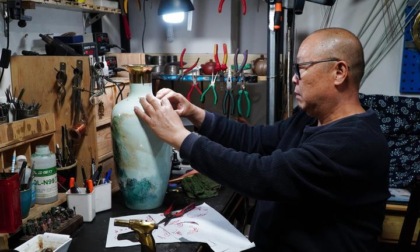 Cina: erede della riparazione della porcellana nello Shandong (1)