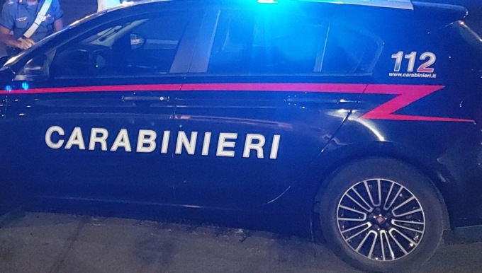 ROMA: ABBANDONA LA MADRE CHE MUORE, ARRESTATA