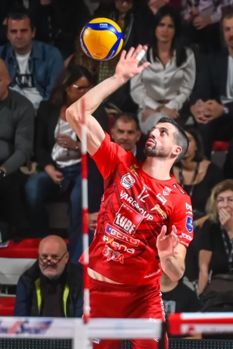 PALLAVOLO SUPERLEGA: CISTERNA, ARRIVA IL CENTRALE ENRICO DIAMANTINI