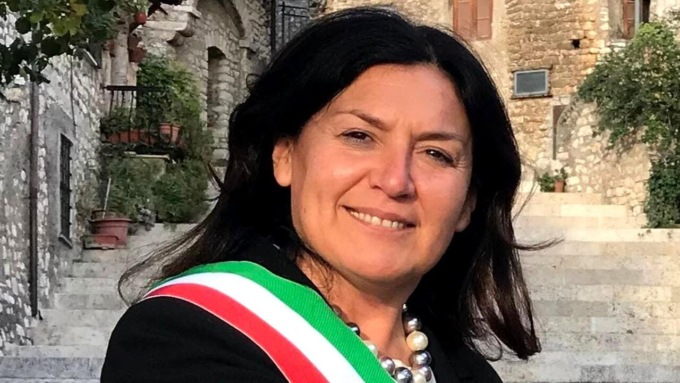 L’incendio tra Sermoneta e Bassiano, l’intervento della Sindaca Giovannoli