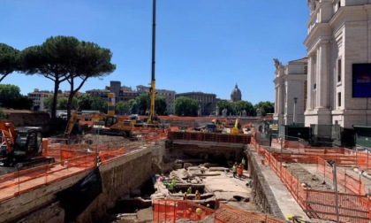 ROMA: RESTI PIAZZA PIA, IL CANTIERE NON SI BLOCCA