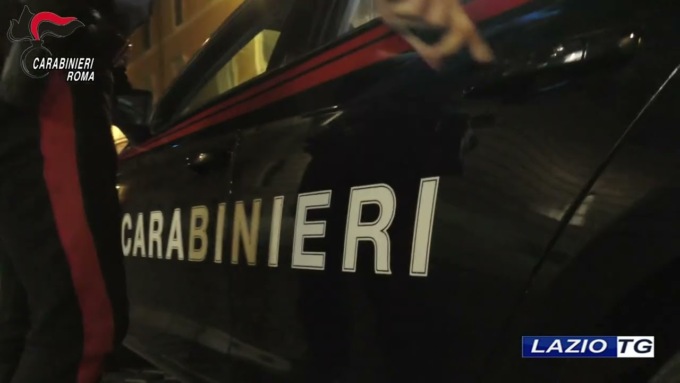 ROMA: ACCOLTELLA IL COMPAGNO, ARRESTATA