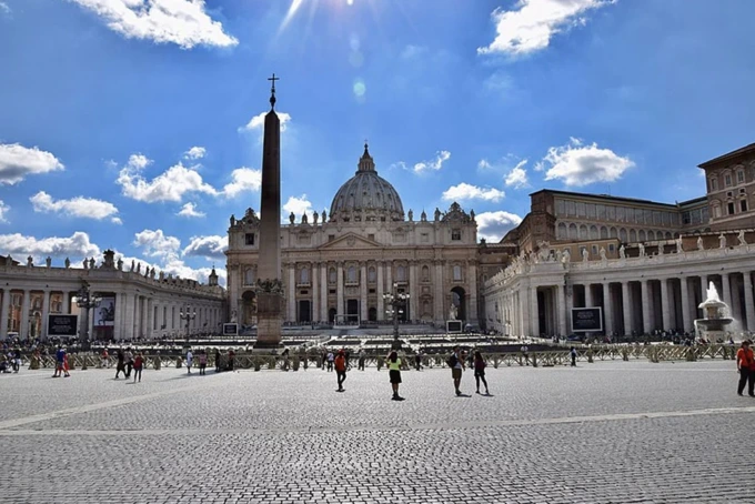 CITTA’ DEL VATICANO: È GIALLO SULLA MORTE DI UNO STUDENTE