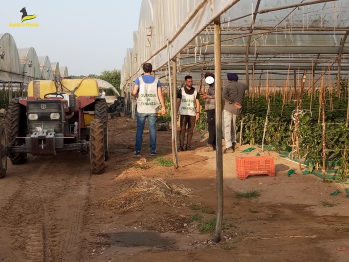 SABAUDIA/TERRACINA: CAPORALATO, ISPEZIONI NELLE AZIENDE