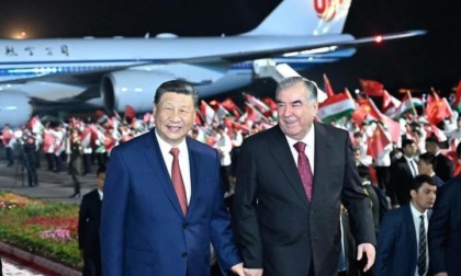 Tagikistan: Xi arriva nel Paese per visita di Stato (1)