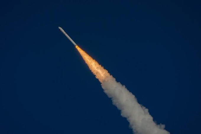 Cina: Pechino lancia progetto “strada dei razzi” per sviluppo commerciale spazio