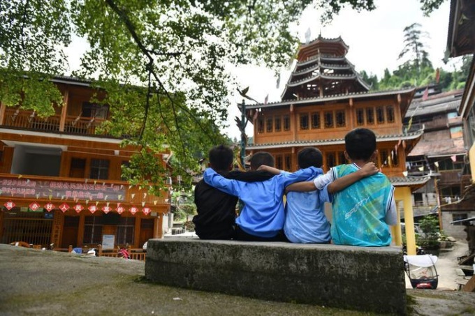 Cina: gruppo di etnia Miao nel Guangxi (1)