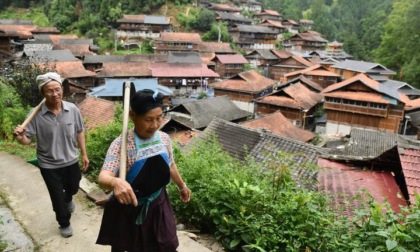 Cina: gruppo di etnia Miao nel Guangxi (3)