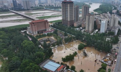Cina: stanziati 350 mln yuan per sostenere tre province colpite da inondazioni