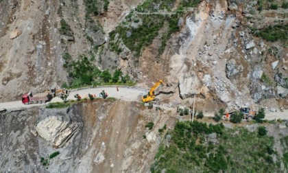 Cina: maltempo, ripristino infrastrutture nella provincia di Gansu (1)