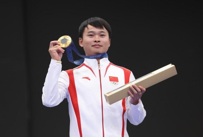 Olimpiadi: Xie Yu vince l’oro nella pistola ad aria compressa a 10 metri