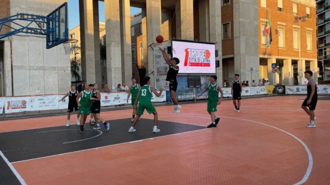 PALLACANESTRO: I “TROFEO CITTA’ DI LATINA”, SUCCESSO DI PUBBLICO