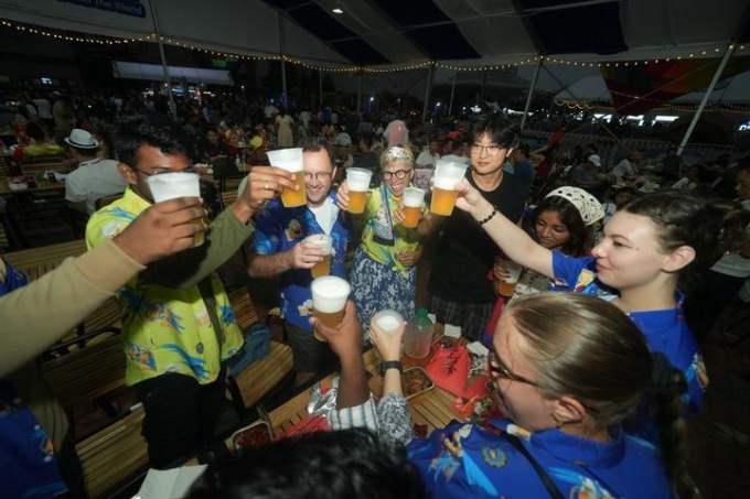 Cina: Festival Internazionale della birra di Qingdao