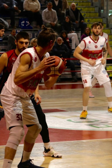 BASKET: I GIRONI DELLA B INTERREGIONALE