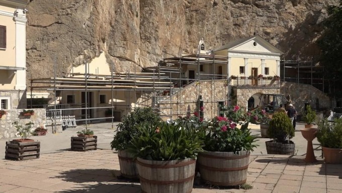 VALLEPIETRA: SANTISSIMA TRINITA’, RIAPRTE IL SANTUARIO