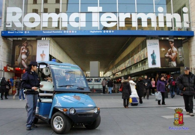 ROMA: STRETTA SU TERMINI, CINQUE ARRESTATI