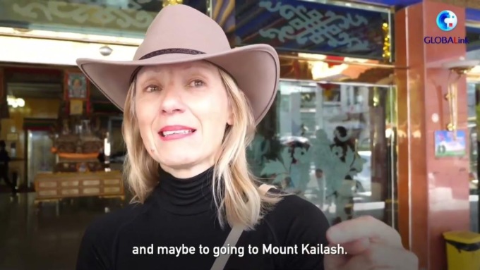 Cina: Xizang, paesaggi e cultura attirano visitatori stranieri