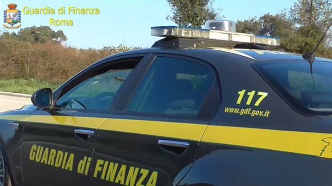 ROMA: SEQUESTRATI BENI PER 47 MILIONI A IMPRENDITORE, RISULTAVA NULLATENENTE