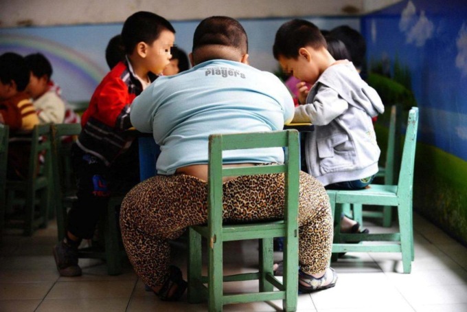 Cina: introduce linee guida per gestire obesità negli studenti