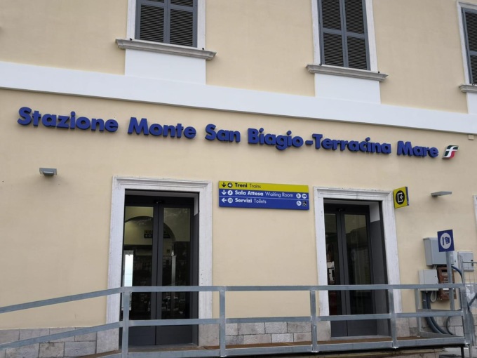 MONTE SAN BIAGIO: STAZIONE, LA PROTESTA DEI PENDOLARI